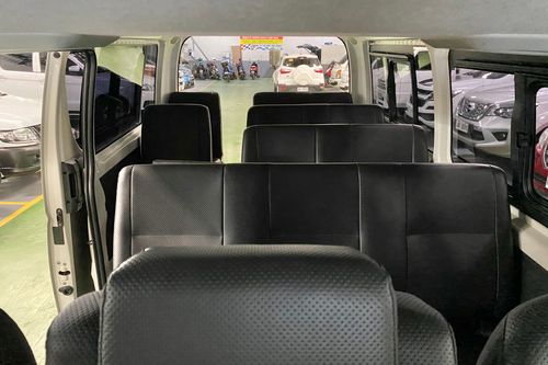 Used 2020 Toyota Hiace 3.0L Commuter MT