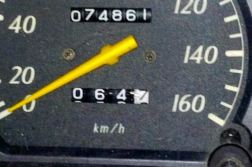 Old 2003 Toyota Revo 1.8L GLX AT