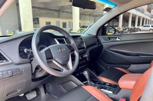 Old 2017 Hyundai Tucson 2.0L CRDi GLS AT