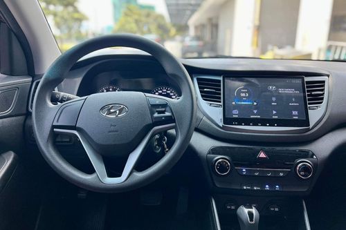 Second hand 2017 Hyundai Tucson 2.0L CRDi GLS AT 