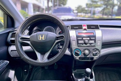 Old 2013 Honda City 1.3L S MT
