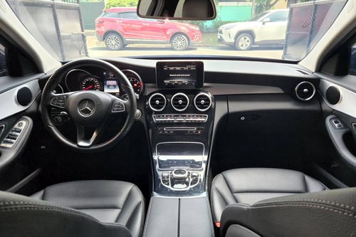 Second hand 2017 Mercedes-Benz C-Class C200 (Avantgarde) 