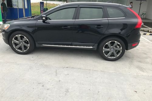 Second hand 2011 Volvo XC60 T6 AT 