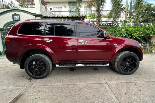 Second hand 2010 Mitsubishi Montero Sport 2.5L GLS-V SE AT 