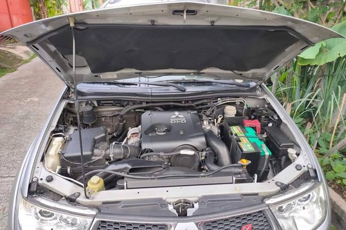 Second hand 2013 Mitsubishi Montero Sport GLS 4WD 2.4 MT 