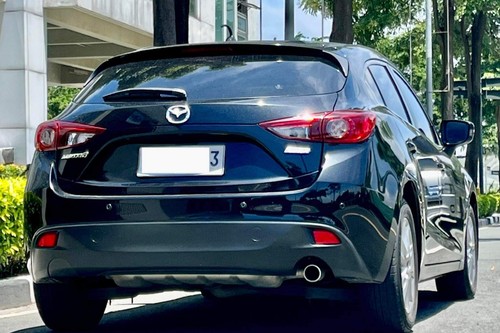 Old 2016 Mazda 3 Hatchback 1.5L Sportback Elite