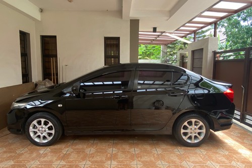 2nd Hand 2013 Honda City 1.3L S AT