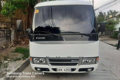 Second hand 2019 Mitsubishi L300 2.5L FB Deluxe MT 