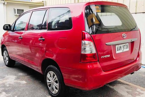 Old 2014 Toyota Innova 2.0 J Gas MT