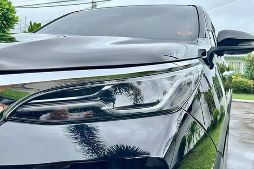 Second hand 2021 Toyota Fortuner 2.4 V Diesel 4x2 AT 