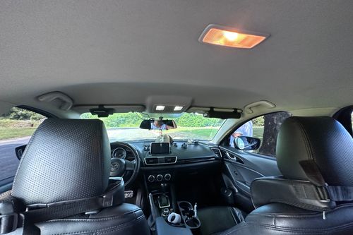 Old 2016 Mazda 3 Sedan SkyActiv V