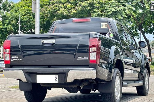 Old 2016 Isuzu D-Max 3.0 4x2 LS-A MT