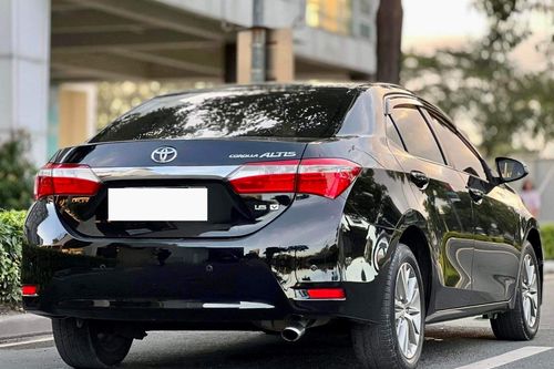 Old 2015 Toyota Corolla Altis 1.6 V AT