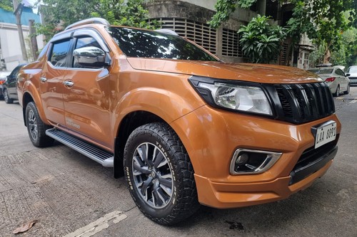 Second hand 2017 Nissan NP300 Navara 2.5L 4x2 EL 7AT Calibre 