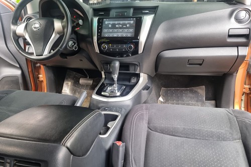 Used 2017 Nissan NP300 Navara 2.5L 4x2 EL 7AT Calibre