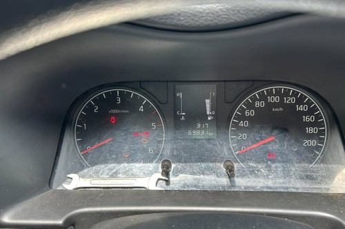 Old 2016 Nissan NV350 Urvan Standard Plus 18-Seater