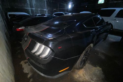 Old 2018 Ford Mustang 5.0L GT Premium V8