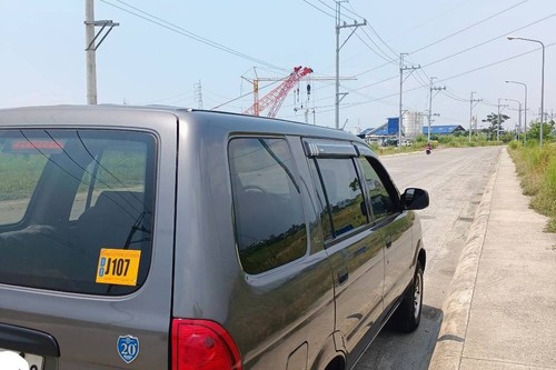 Old 2017 Isuzu Crosswind XL