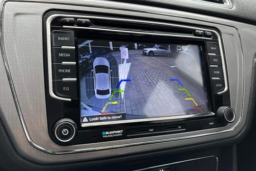 Second hand 2018 Volkswagen Lavida 230 TSI DSG SE 