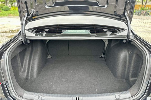 Used 2018 Volkswagen Lavida 230 TSI DSG SE