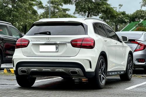 Old 2018 Mercedes-Benz GLA-Class 200 AMG Line
