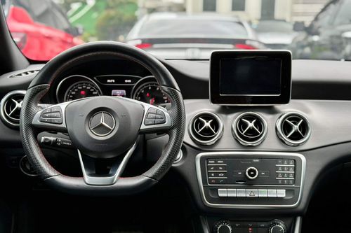 Used 2018 Mercedes-Benz GLA-Class 200 AMG Line