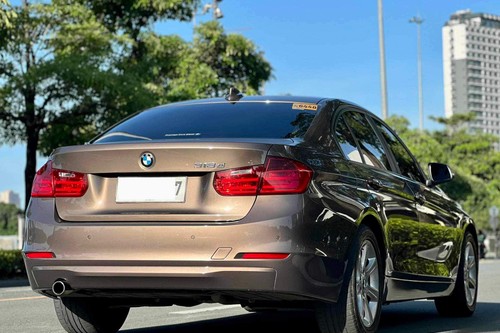 Second hand 2014 BMW 3 Series 318d 
