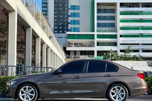 Used 2014 BMW 3 Series 318d