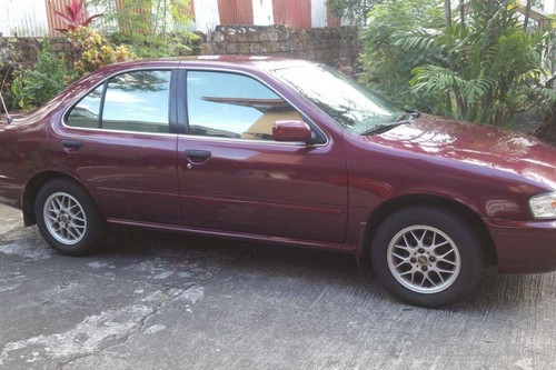 Old 2000 Nissan Sentra 1.6L Super Saloon MT