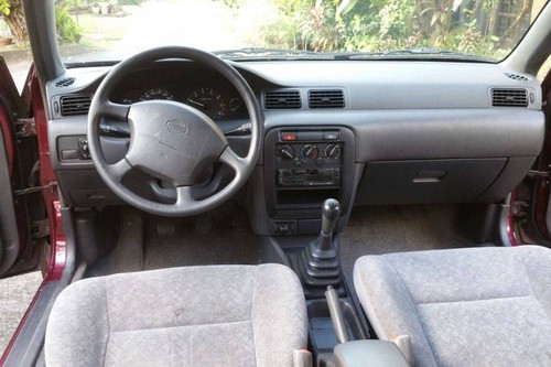 Used 2000 Nissan Sentra 1.6L Super Saloon MT