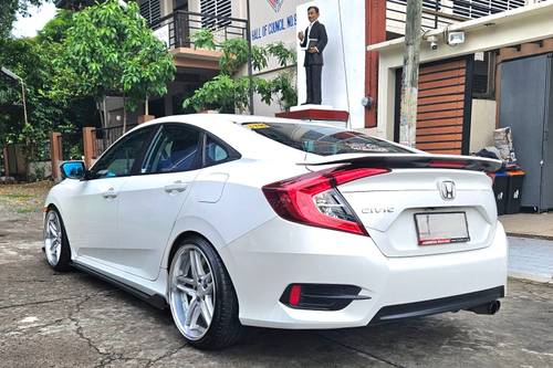 Second hand 2020 Honda Civic 1.8 E CVT 