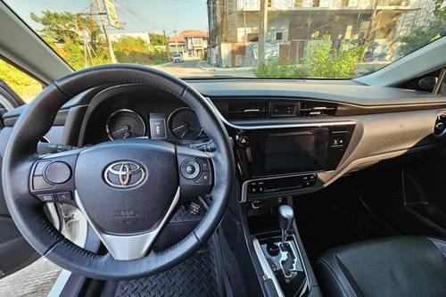 Used 2018 Toyota Corolla Altis 2.0 V CVT