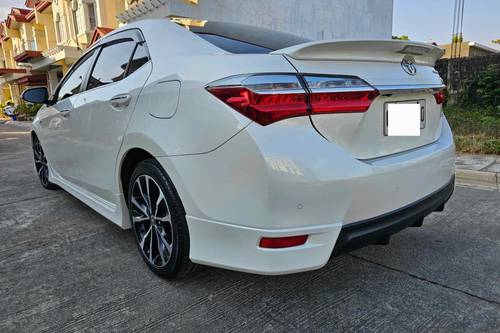 2018 Toyota Corolla Altis