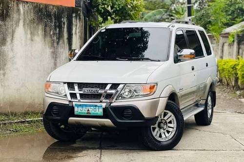 Used 2010 Isuzu Crosswind XUV MT