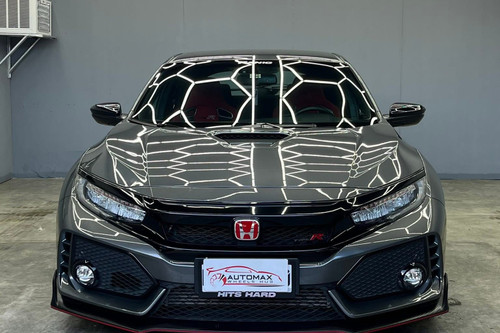 Second hand 2018 Honda Civic 2.0L Type R 