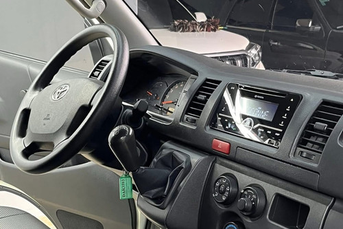 Used 2022 Toyota Hiace 3.0L Commuter MT