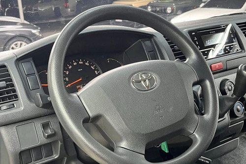 Used 2022 Toyota Hiace 3.0L Commuter MT