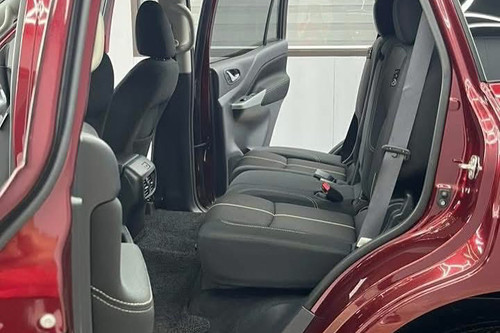 Used 2024 Nissan Terra 2.5L 4x2 VE AT