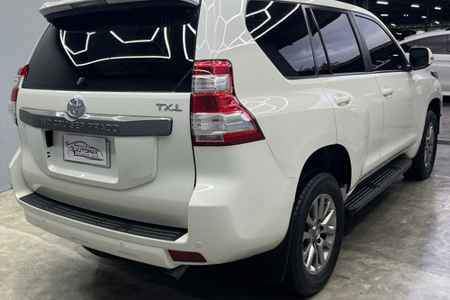 Old 2015 Toyota Land Cruiser Prado 3.0L A-T