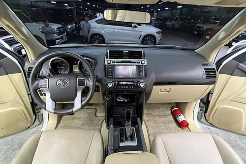 Used 2015 Toyota Land Cruiser Prado 3.0L A-T