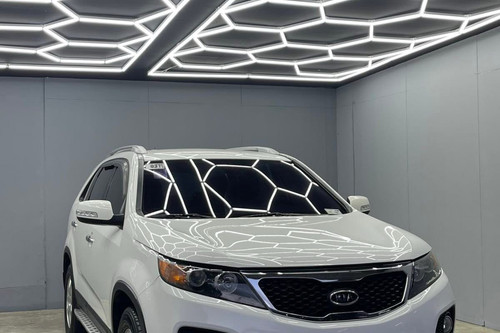 Second hand 2013 Kia Sorento 2.2 EX FWD 