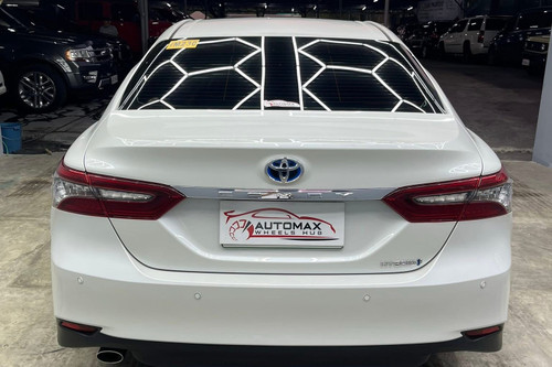 Old 2024 Toyota Camry 2.5L Hybrid