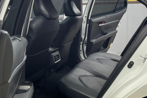 Used 2024 Toyota Camry 2.5L Hybrid