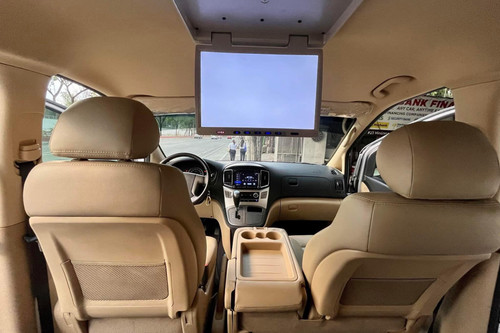 Used 2019 Hyundai Grand Starex 2.5L Gold CRDi AT