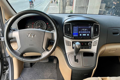 Used 2019 Hyundai Grand Starex 2.5L Gold CRDi AT