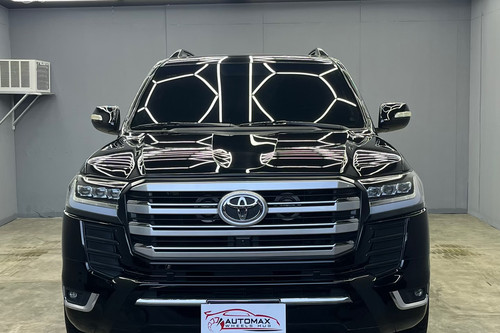 Second hand 2010 Toyota Land Cruiser 200 4.0L Gas A/T 