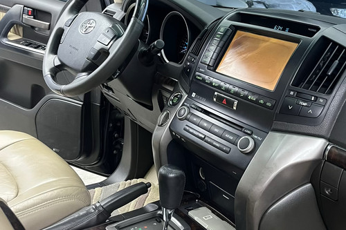 Used 2010 Toyota Land Cruiser 200 4.0L Gas A/T