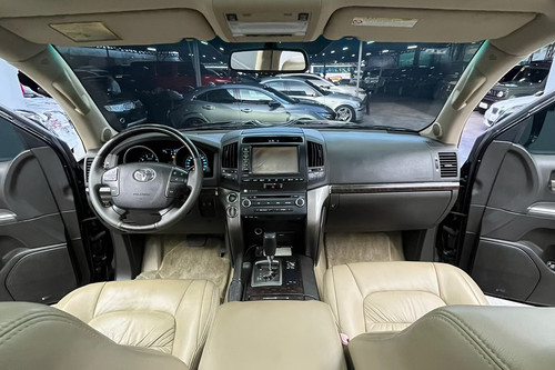 Used 2010 Toyota Land Cruiser 200 4.0L Gas A/T