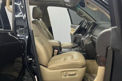 Used 2010 Toyota Land Cruiser 200 4.0L Gas A/T