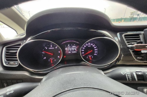 Old 2022 Kia Carnival 1.6 SX Plus Turbo Hybrid AT